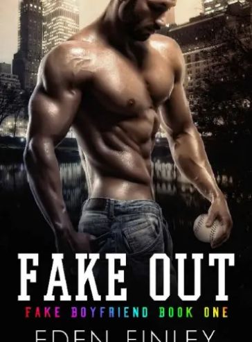 Fake Out (Fake Boyfriend Book 1)